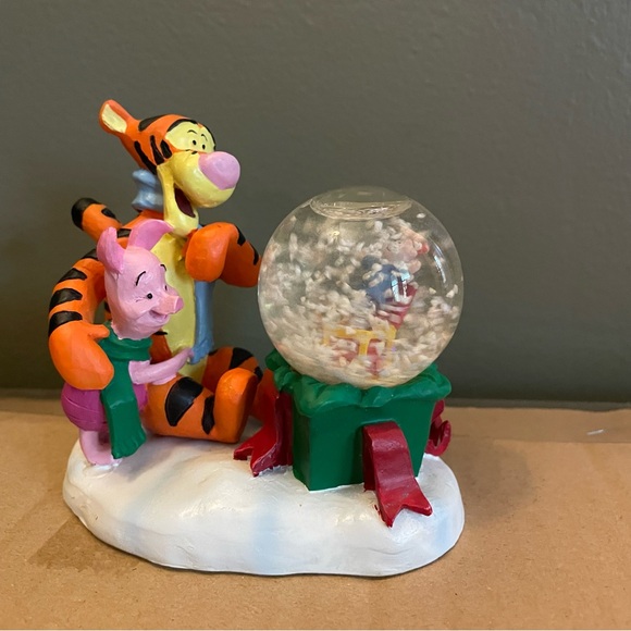 Disney Seasonal Collectibles Tigger and Piglet Snow Globe - Multicolor - Picture 9 of 9